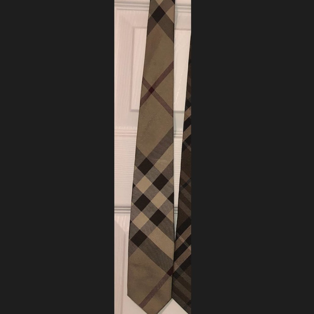 BURBERRY TIE #1